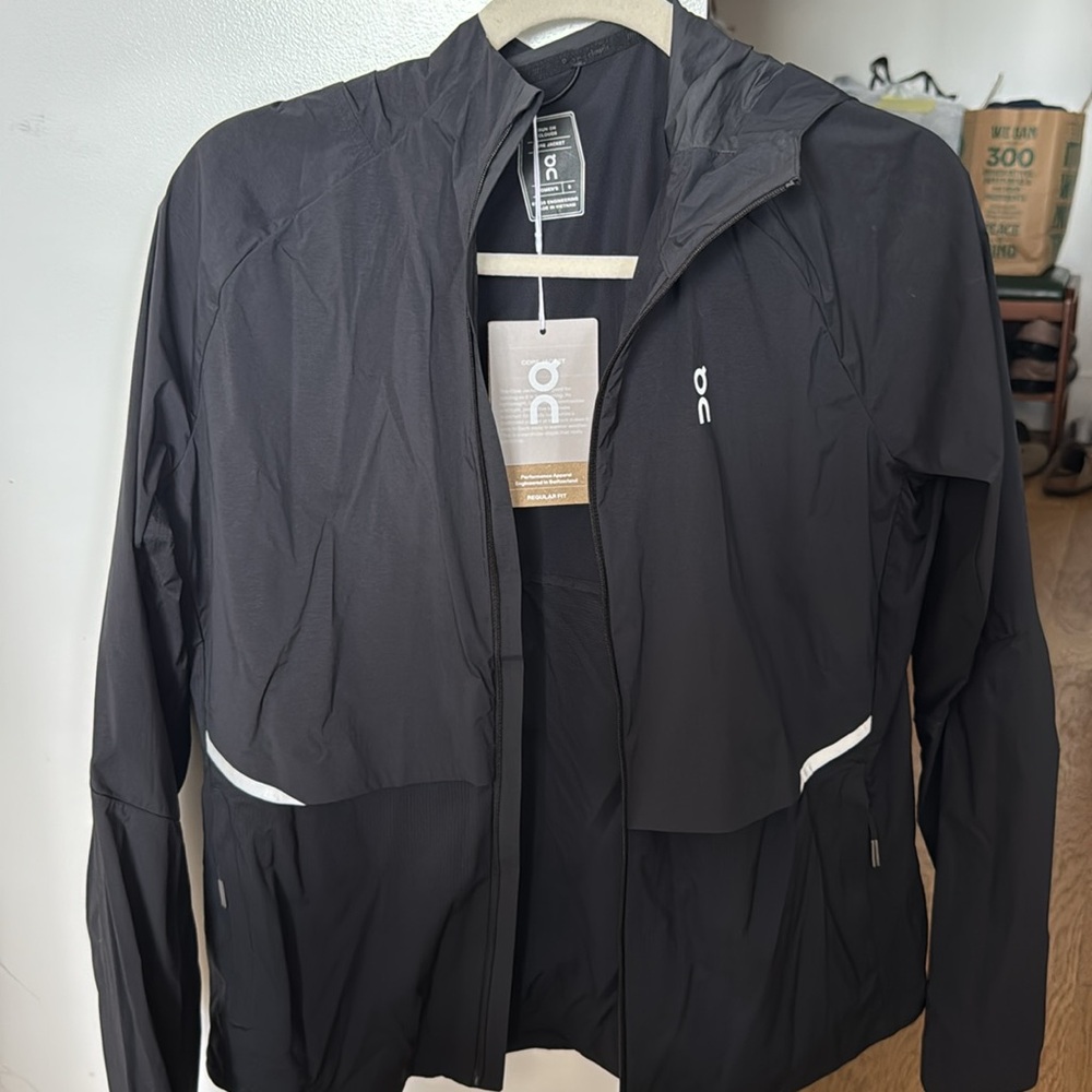 On Core Jacket - Picture 3 of 6